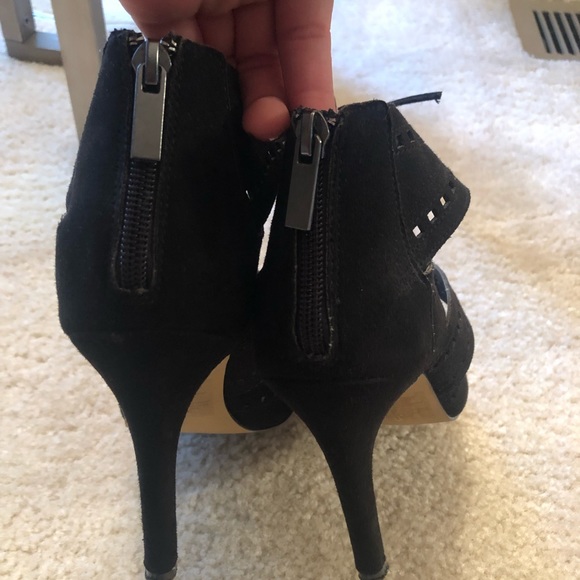 Express Tie Up Heels!! FINAL PRICE!! - Picture 6 of 7